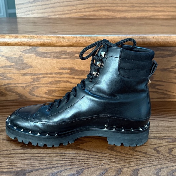 Valentino Garavani Rockstud ankle boots - Picture 7 of 8